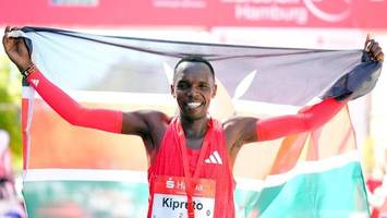 Neuer Streckenrekord! Amos Kipruto gewinnt den Marathon
