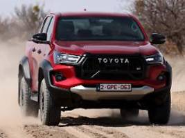 pick-up mit rallye-feeling: toyota hilux - unterwegs im neuen dauerbrenner mit extrapower