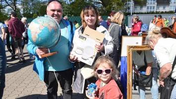 Flohmarkt auf Recyclinghof: „Wir haben tolle Sachen entdeckt“