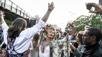 Was wird am 1. Mai gefeiert? Traditionen zum Feiertag erklärt