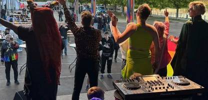 csd in schönebeck: ermittlungen wegen hitlergrüßen bei auftakt der pride-saison