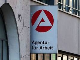 Kaum Frühjahrsbelebung: Arbeitslosenzahl steigt im April um 182.000 im Vergleich zum Vorjahr