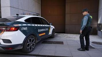 Spanien: Deutsches Paar sperrt Kinder vier Jahre in Messie-Haus ein