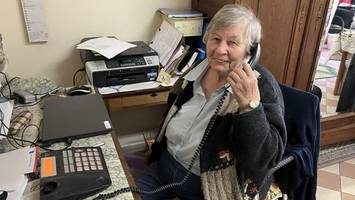 Telefonpanne! Anrufe beim Erdbeerhof Glantz landen bei Rentnerin