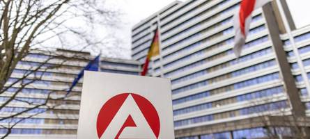 Zahl der Arbeitslosen sinkt im April saisonbedingt um 36.000