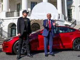 Haben dich unfair behandelt: Trump: Musk darf so lange bleiben, wie er will