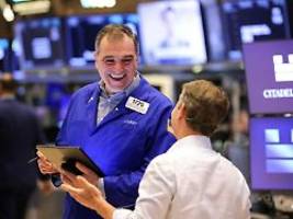 US-Börsen im Plus: Anleger decken sich mit Tech-Aktien ein
