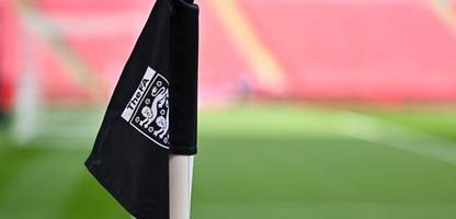 Transfrauen dürfen in England nicht mehr in Frauenteams spielen