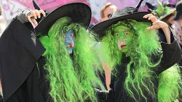 Mehr als 15.000 Menschen feiern Walpurgisnacht im Harz