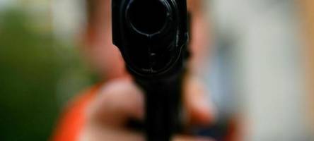Spielzeugwaffe mit Magazin löst Polizeieinsatz in Göggingen aus