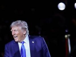 Gedenken an beide Weltkriege: Trump ruft Tage des Sieges aus