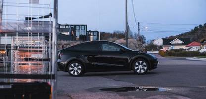 Tesla: Elon Musks E-Auto-Konzern stürzt in Europa weiter ab