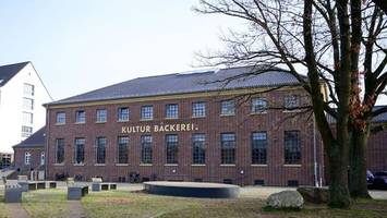 ausstellung zu fotografien von karin székessy in lüneburg