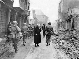 Bücher über das Kriegsende vor 80 Jahren: In der Niemandszeit