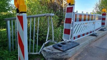 Radstraße als Schleichweg für Autos: Anwohner droht mit Klage