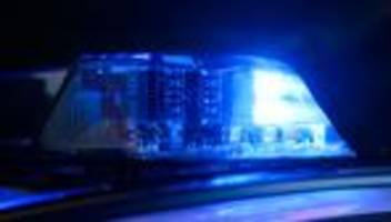 einsatz bei gelsenkirchen: a 40 nach zwei unfällen mit sechs verletzten gesperrt