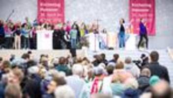 evangelischer kirchentag: kirchentag schließt mit appell zu politischem engagement