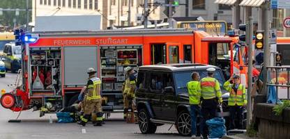 Stuttgart: Fahrer des Unfallwagens »bedauert das Geschehen zutiefst«