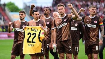 „Tut weh“: Wie St. Pauli mit drei Stammspieler-Ausfällen umgeht