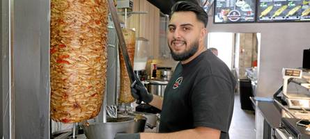Warum ein Augsburger den angeblich größten Döner Deutschlands serviert