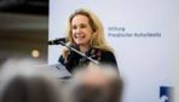 Personalie: Berlins Kulturstaatssekretärin Wedl-Wilson wird Senatorin