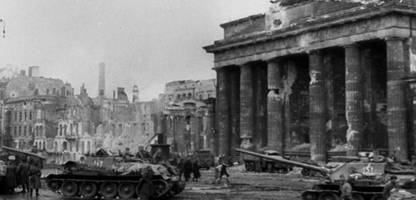Das Ende des Zweiten Weltkriegs: Als die Nazis das letzte Aufgebot an die Front schicken - SPIEGEL TV