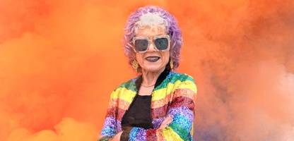 Judy Chicago wird endlich entdeckt: Die Feuerwerks-Feministin