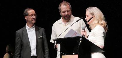 theatertreffen: preisgala in berlin mit künftiger kultursenatorin wedl-wilson