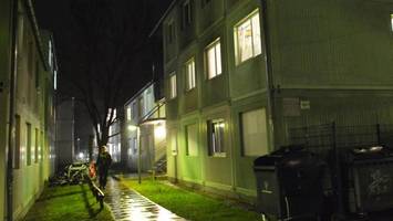 mann aus flüchtlingsheim gezerrt und mit ketten geschlagen
