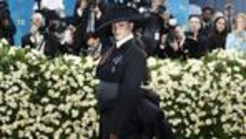 Met Gala 2025: Wer will schon in Sakkos versinken