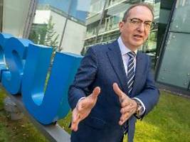 Beamte mit AfD-Parteibuch: Dobrindt schließt pauschalen Rauswurf aus