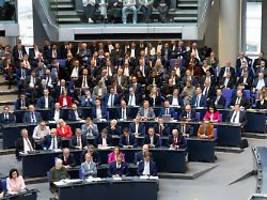 Er will sein Umfeld schützen: Abgeordneter verlässt AfD-Bundestagsfraktion