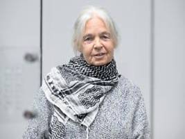 polizist sagt vor gericht aus: so wurde raf-terroristin daniela klette gefasst