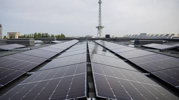 solarstrom boomt in berlin – nur eine wichtige institution verzögert