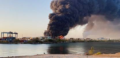 Sudan: Augenzeugen melden Explosionen und Brände aus Port Sudan