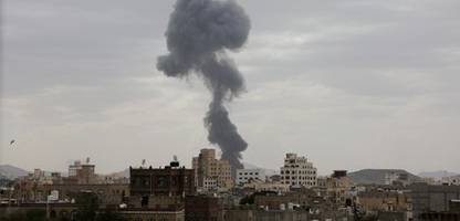 jemen: israel bestätigt luftangriff auf flughafen in sanaa