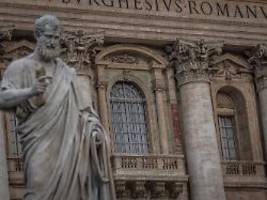 Extra omnes bis Habemus Papam: Das kleine Latinum für die Papstwahl