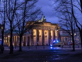 Notfallversorgung in der Krise: Wenn die Retter selbst Hilfe brauchen