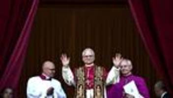 Leo XIV.: Der erste Auftritt des neuen Papstes im Video