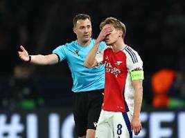 fürchterliche entscheidung: schiri felix zwayer zieht zorn des fc arsenal auf sich