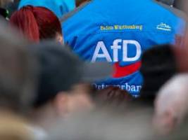 Stillhaltezusage abgegeben: Verfassungsschutz nennt AfD vorläufig nicht gesichert rechtsextremistisch