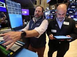 Wall Street im Plus: US-Abkommen mit Großbritannien lässt Anleger hoffen