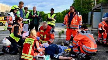 geiselnahme im landkreis harburg? großalarm für einsatzkräfte