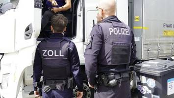 lkw-großkontrolle: haarsträubend, was so auf der a1 fährt