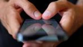 kriminalität: betrug über messenger-nachrichten: fast 100.000 euro schaden