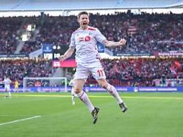 Hertha sieht Rot und Hacken-Tor: Funkel wirkt: Torwart-Blackout lässt Köln in letzter Minute jubeln