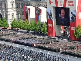 Militärparade in Moskau: Putin redet Russland stark und widerspricht Trump