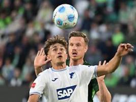 Schock durch frühes Eigentor: Hoffenheim robbt sich in Wolfsburg an Klassenerhalt heran