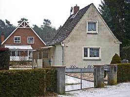 Typische Mängel kennen: Folgekosten vermeiden: Beim Hauskauf auf das Baujahr achten