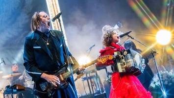Darf man Arcade Fire nach dem Sexskandal überhaupt noch mögen?